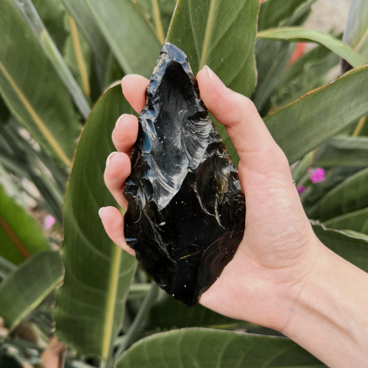 Obsidian Arrowhead Stone